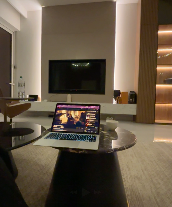 "Finally enjoying the freedom to treat my loved ones and live life on my own terms. Averaging 8k per day now thank you for everything Pips World!"
- A. Jonas Daus